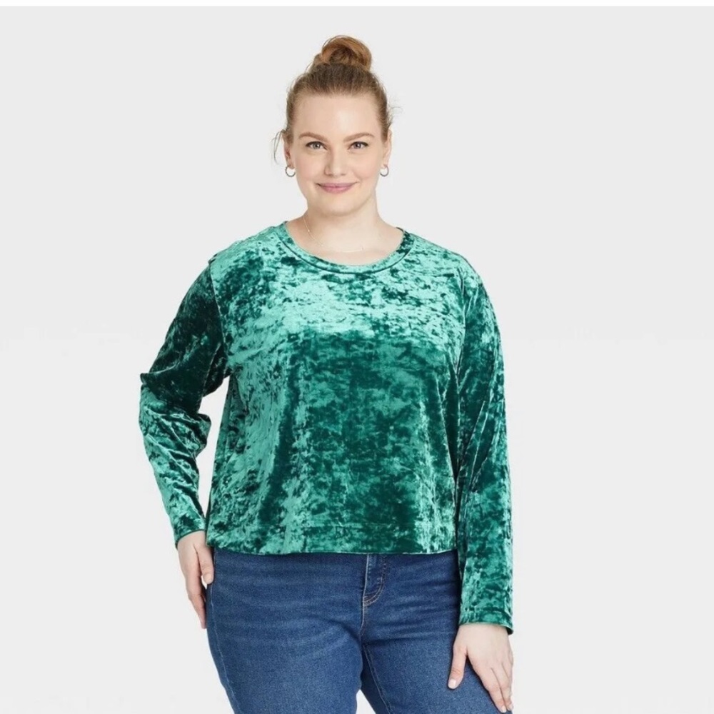 Women's Plus Size 1X Long Sleeve Velvet Cropped Top - Ava & Viv™ - Green